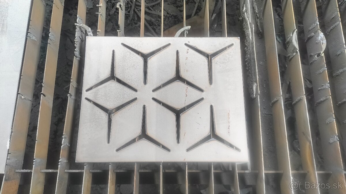 Vyrezávané vypalované dielce na plot, zábradlie, bránu - 4