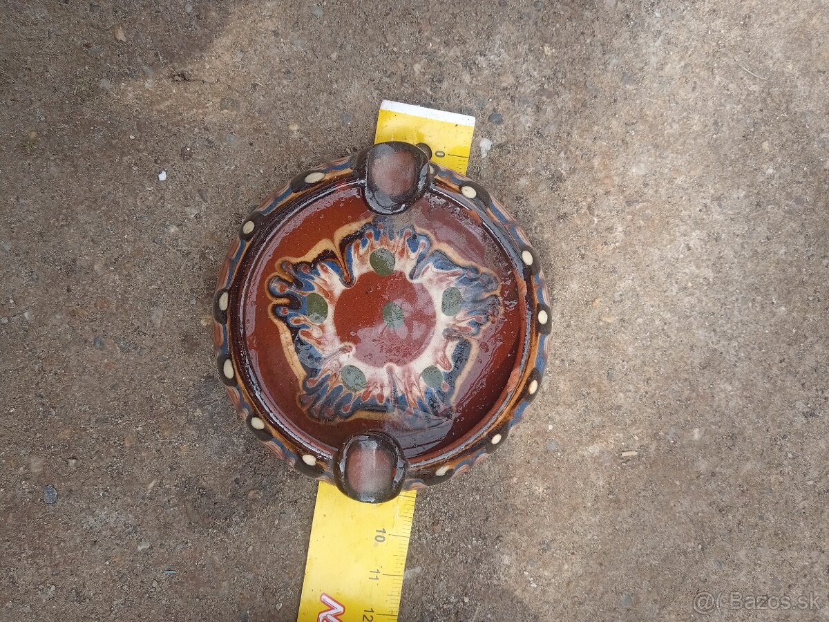 Odznaky popolníky plechové krabice - 4