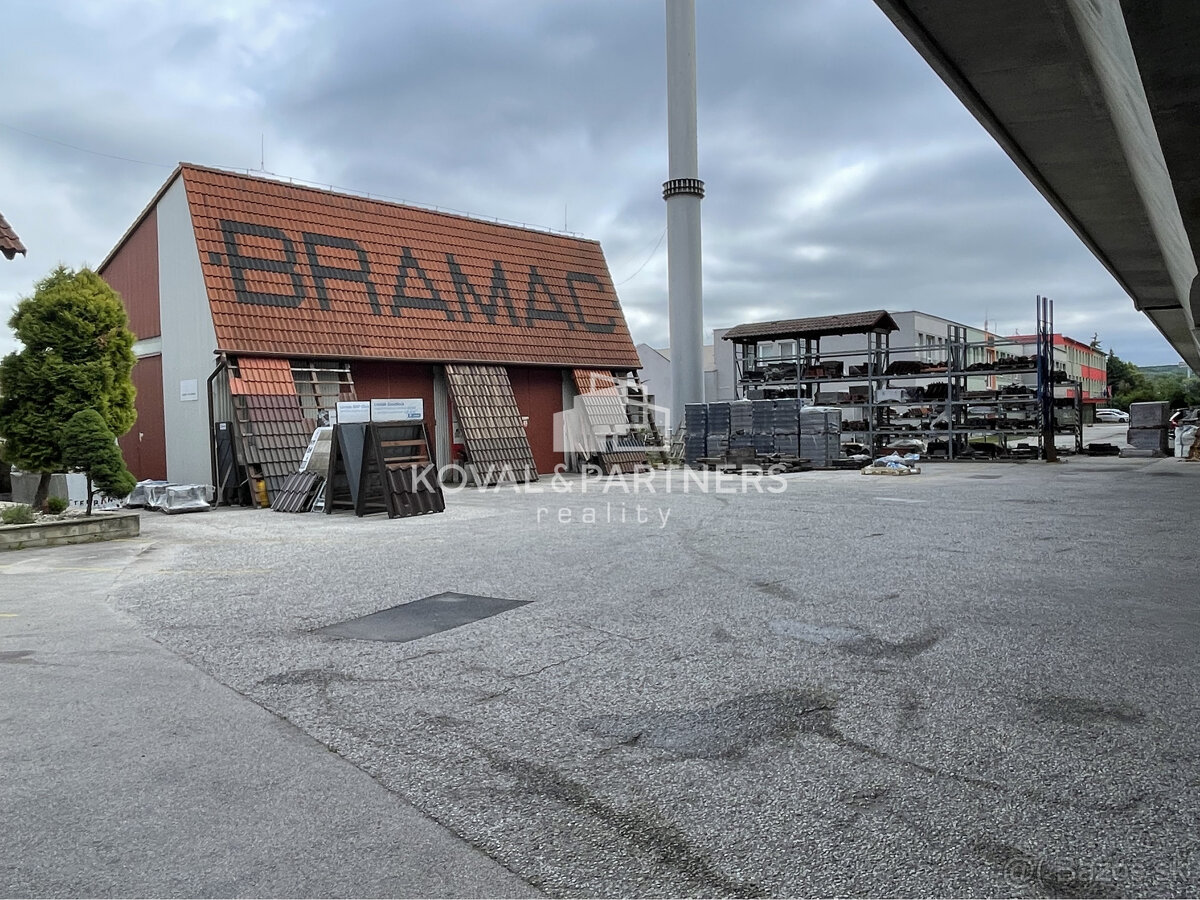 Administratívny, obchodný a skladový priestor v priemyselnej - 4