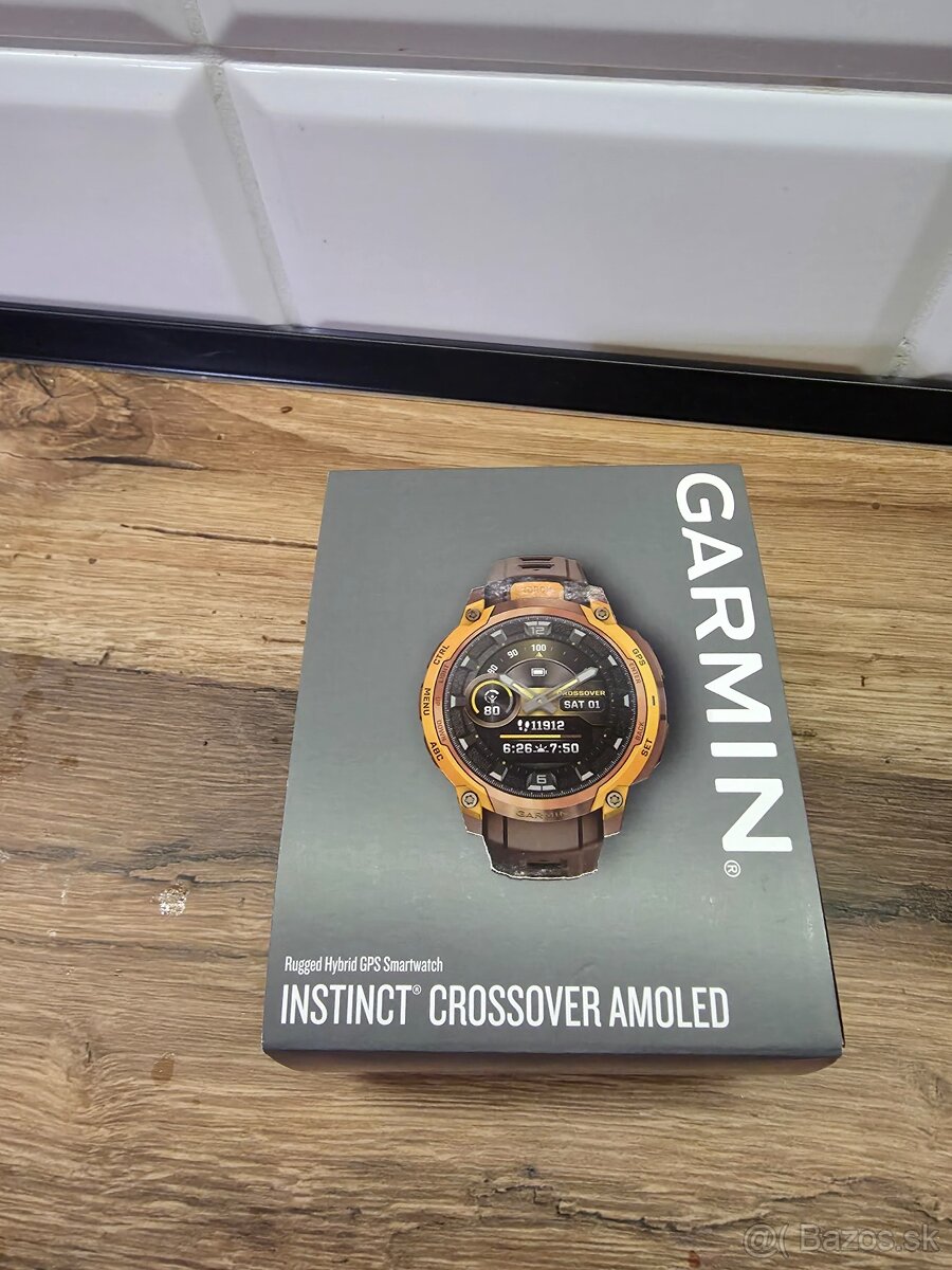 Predam smart hybridne hodinky Garmin Crossover Amoled - 4