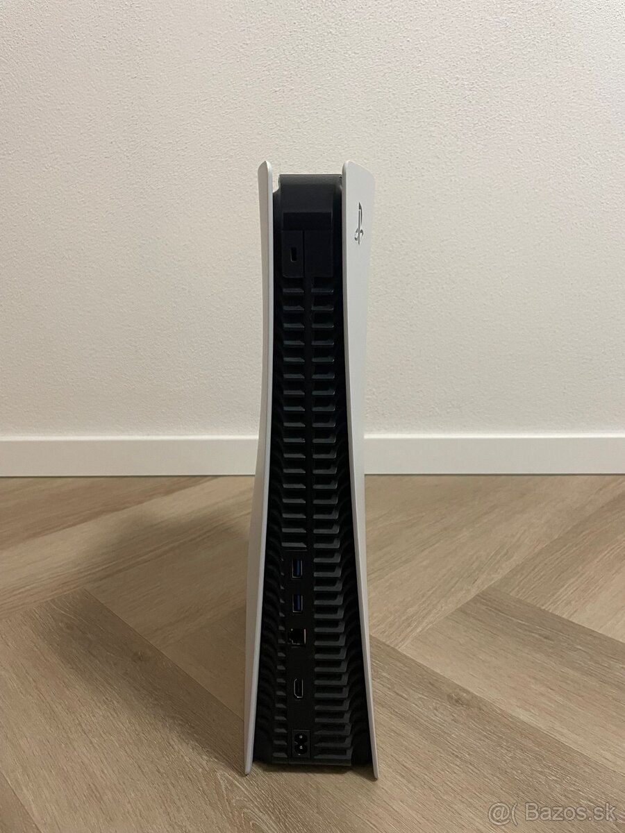 Predávam PS5 (FAT)700GB + 2 TB disk + 1 ovládač. - 4