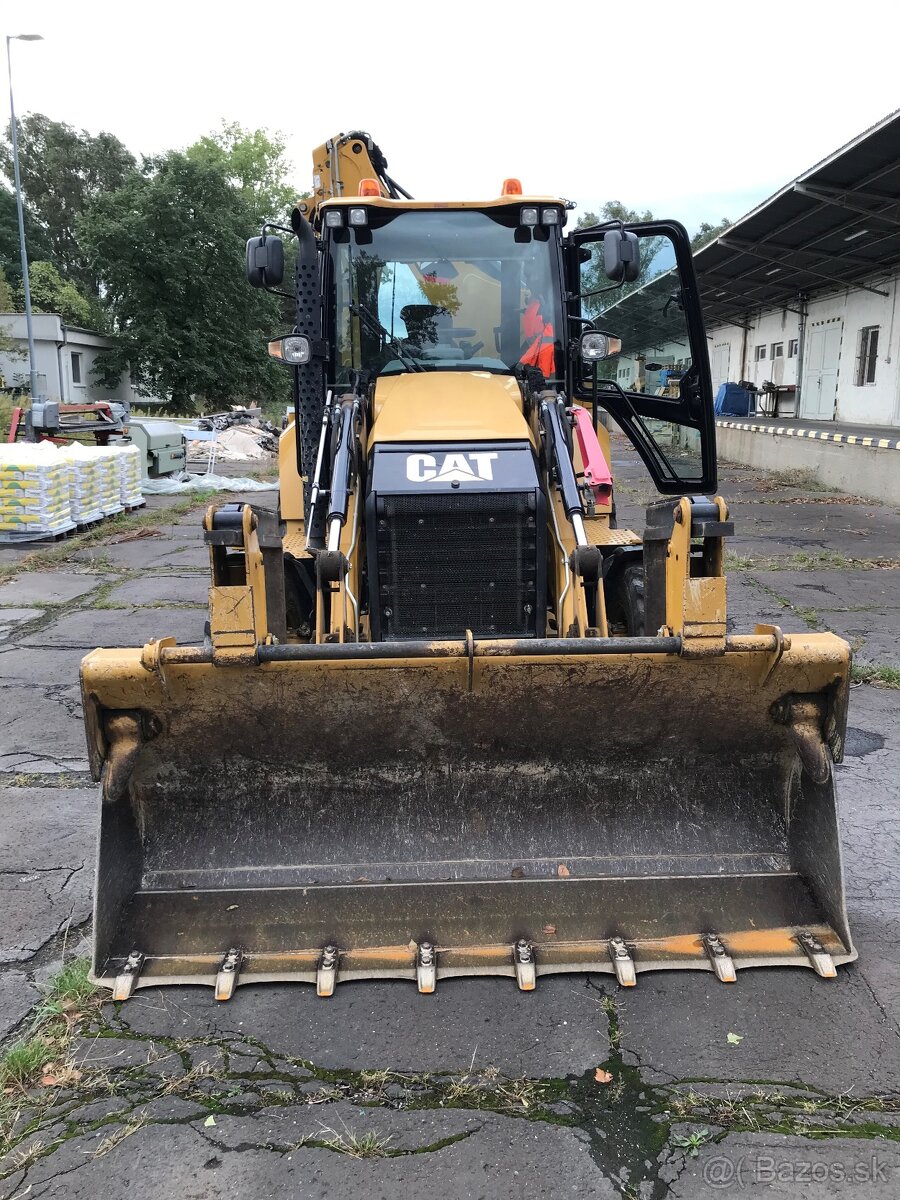 Caterpillar 432F2 - 4