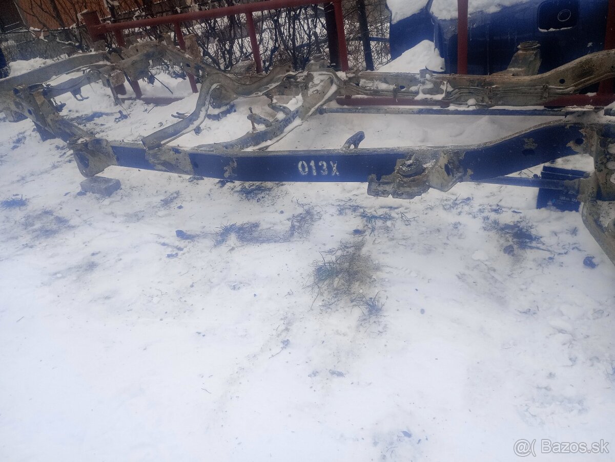 Šasy Mitsubishi L200 - 4