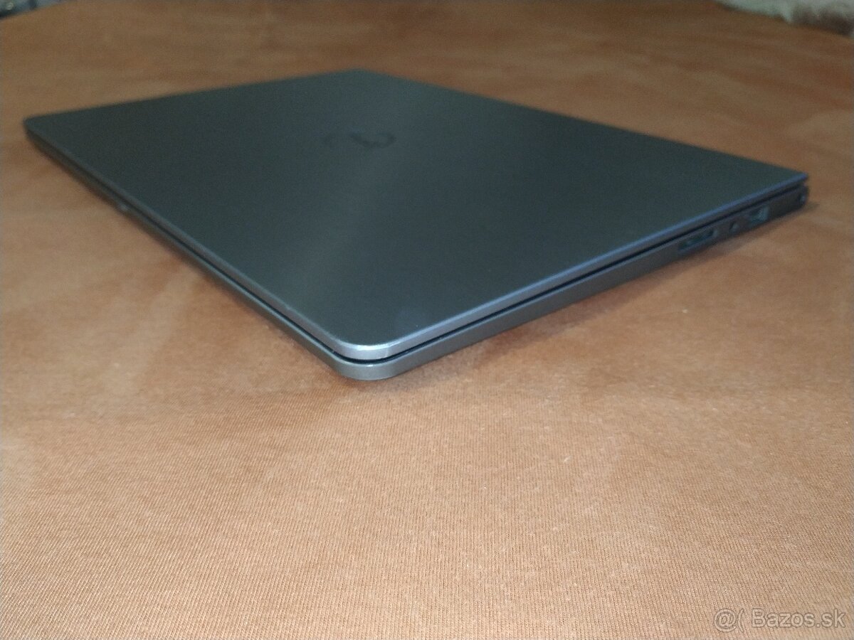 Dell. Intel i7. 14“. SSD 256 GB. nVidia 4+4GB - 4