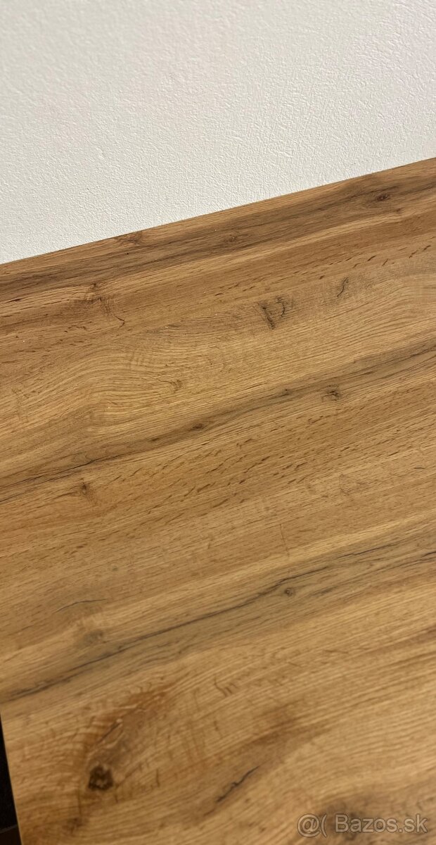 Jedálenský stôl - 4