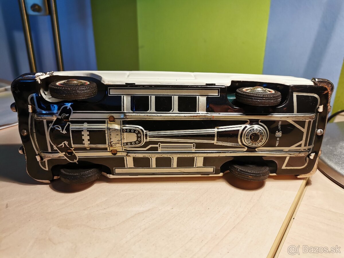 Bandai Chevrolet Ambulancia - 4