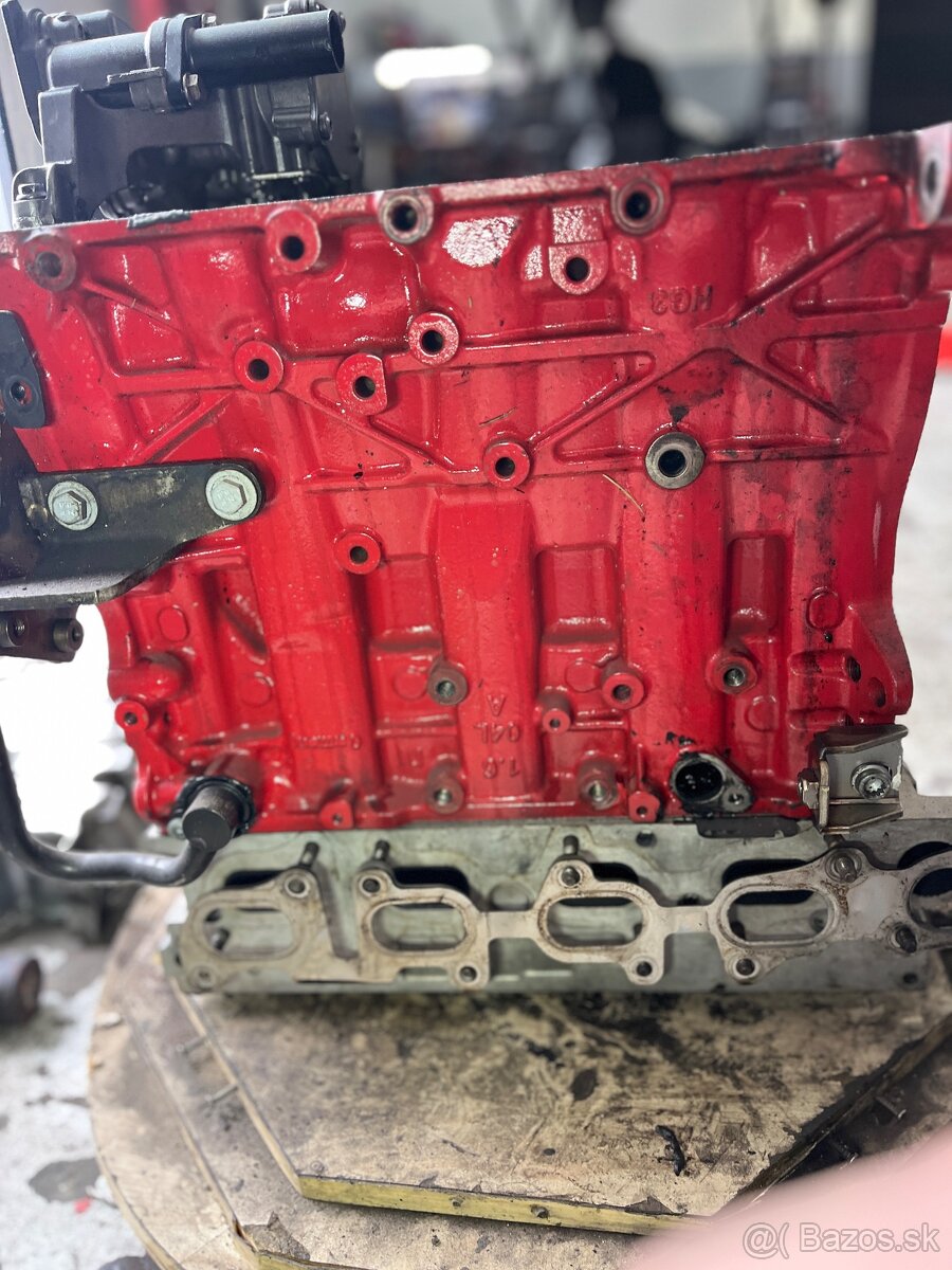 Predám Motor 1.6TDI 81kW DBKA,CRKB,CXXB - 4