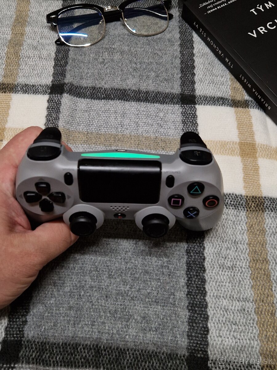 PS4 ovládač Dualshock 4 Anniversary Edition - 4