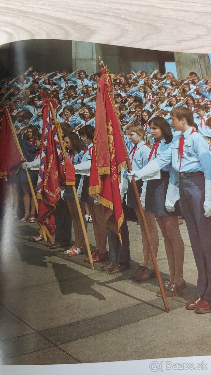 Socialistické Slovensko v obrazoch - 4