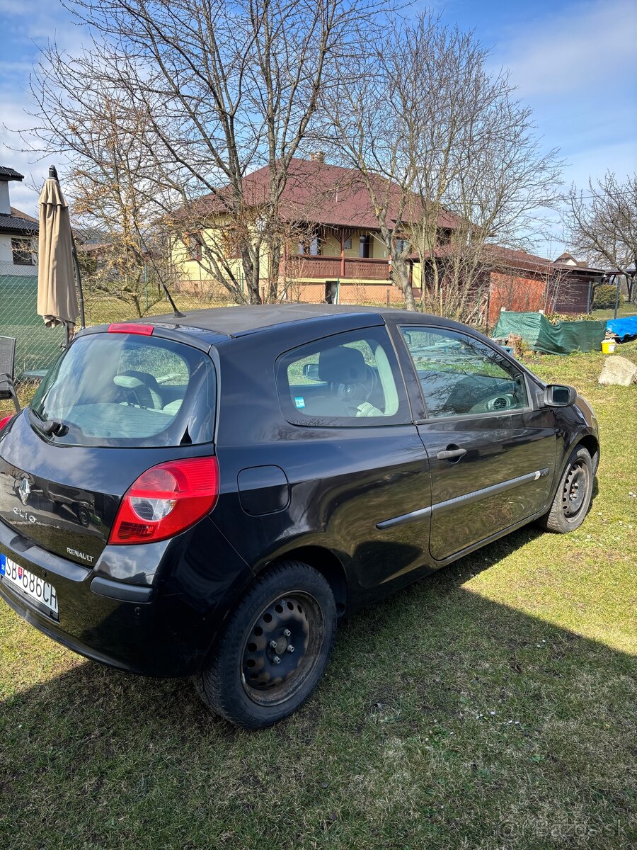 Renault Clio III 1.5 DCi 50kw 2006 - 4