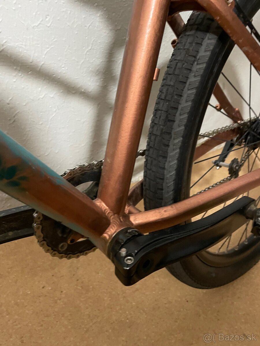 Dirt Kellys Whip - 4