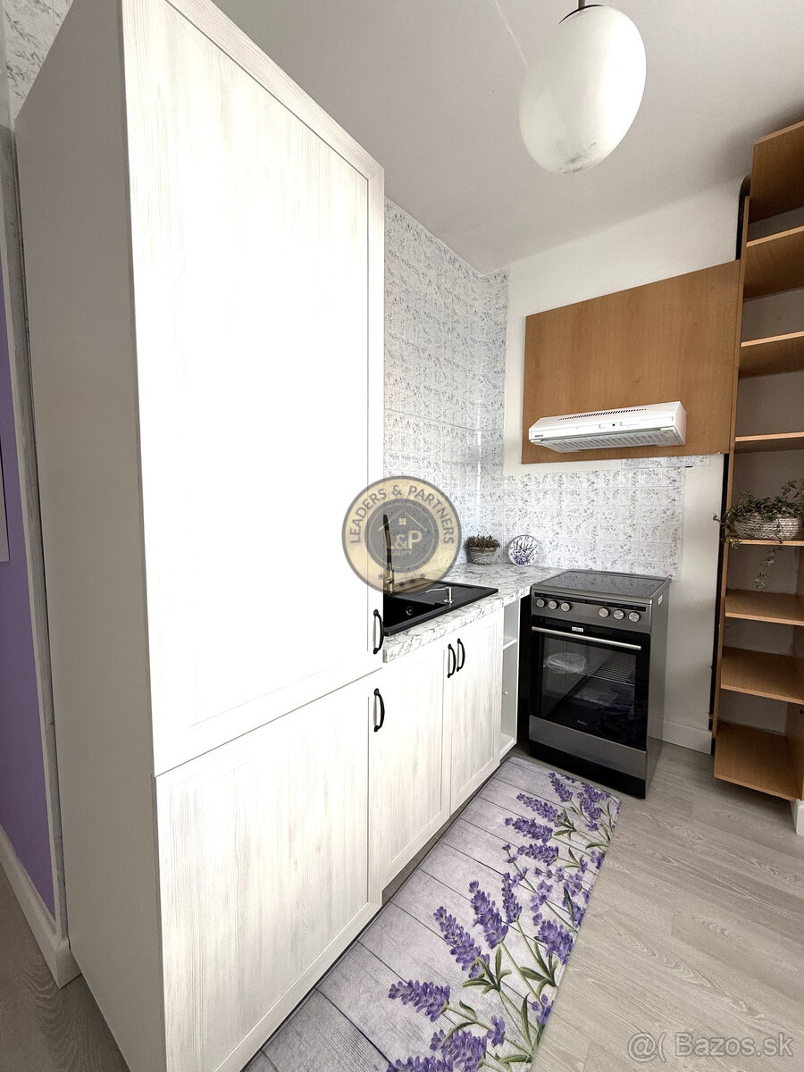 Na predaj 3iz. byt s balkónom v tichej lokalite v Senici - 4