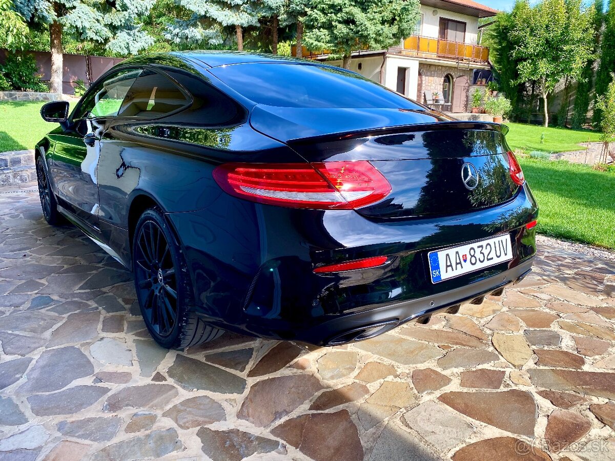Mercedes-Benz C250 Coupe AMG Night Edition - 4