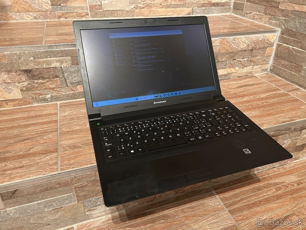 Lenovo B5400 s Intel i5,8gb ram,SSD a 15,6"HD LCD - 4