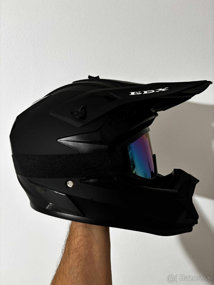 Prilba na bicykel. - 4