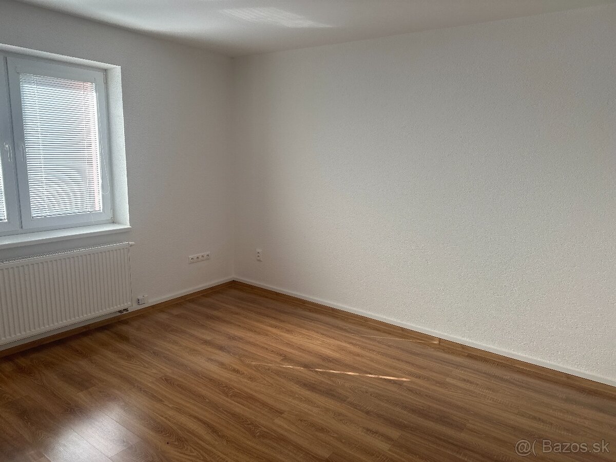 Prenájom, kancelárskych, administratívnych, obchodných pries - 4