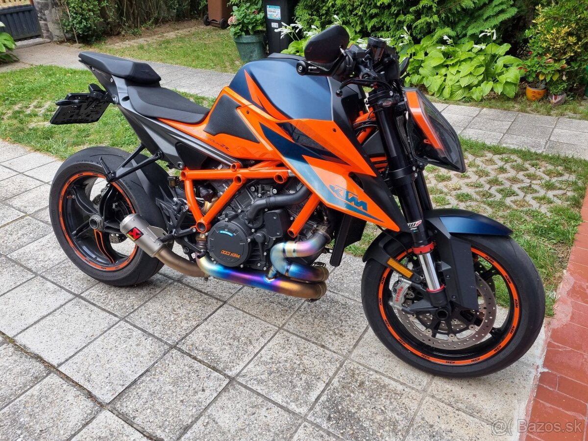 KTM SUPERDUKE R 1290 - 4