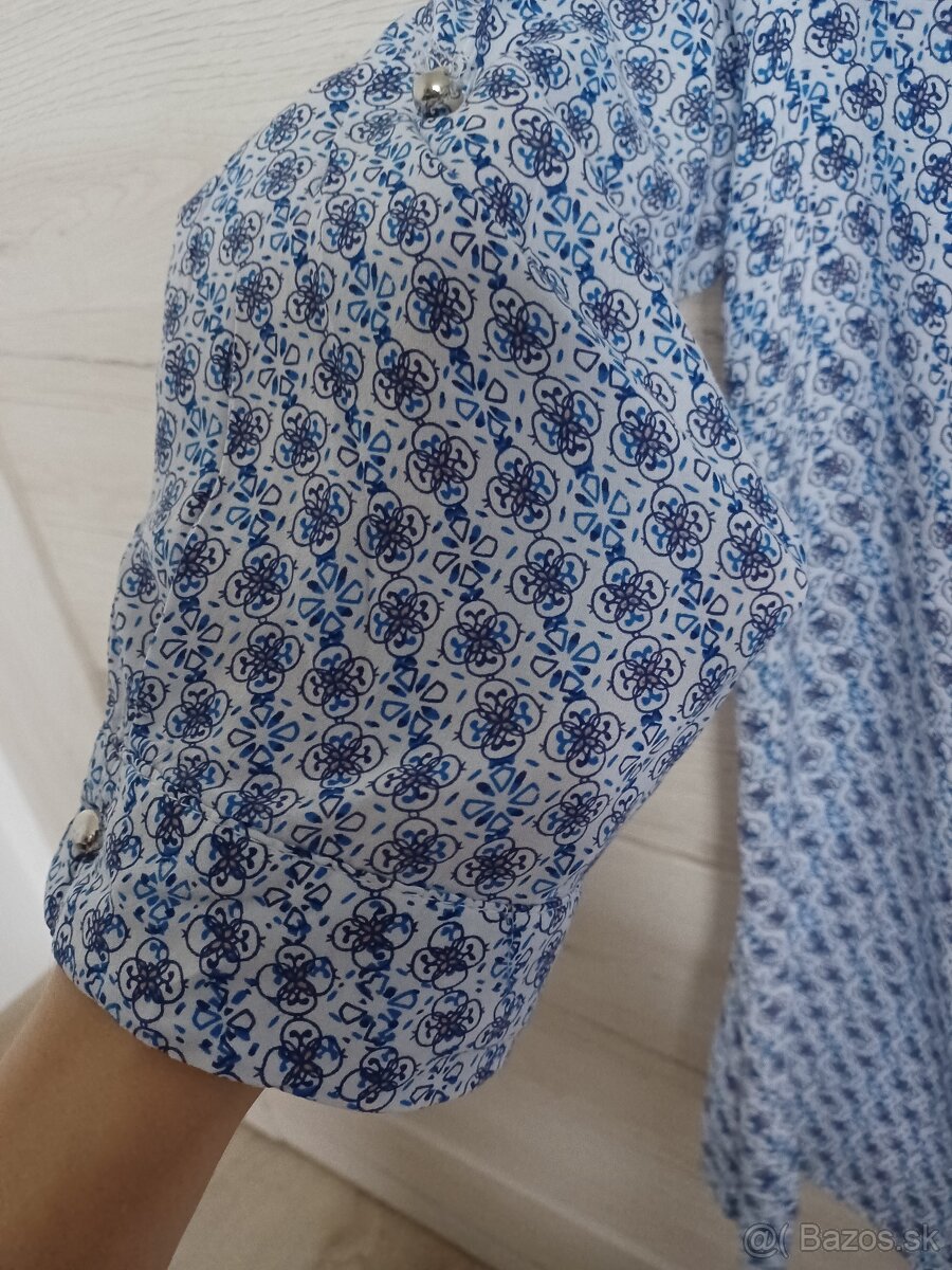 Kvietkovaná blúzka - 4