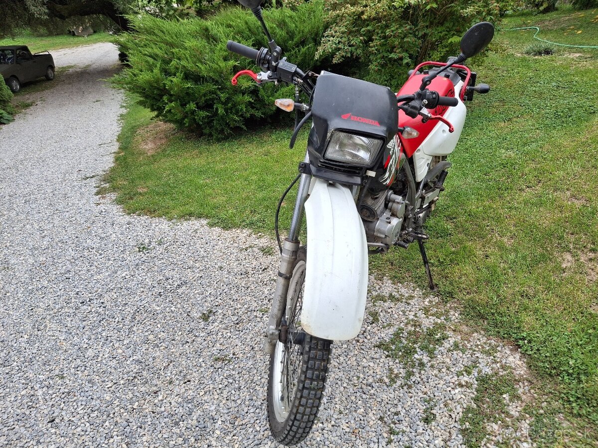 Honda xlr 125 - 4