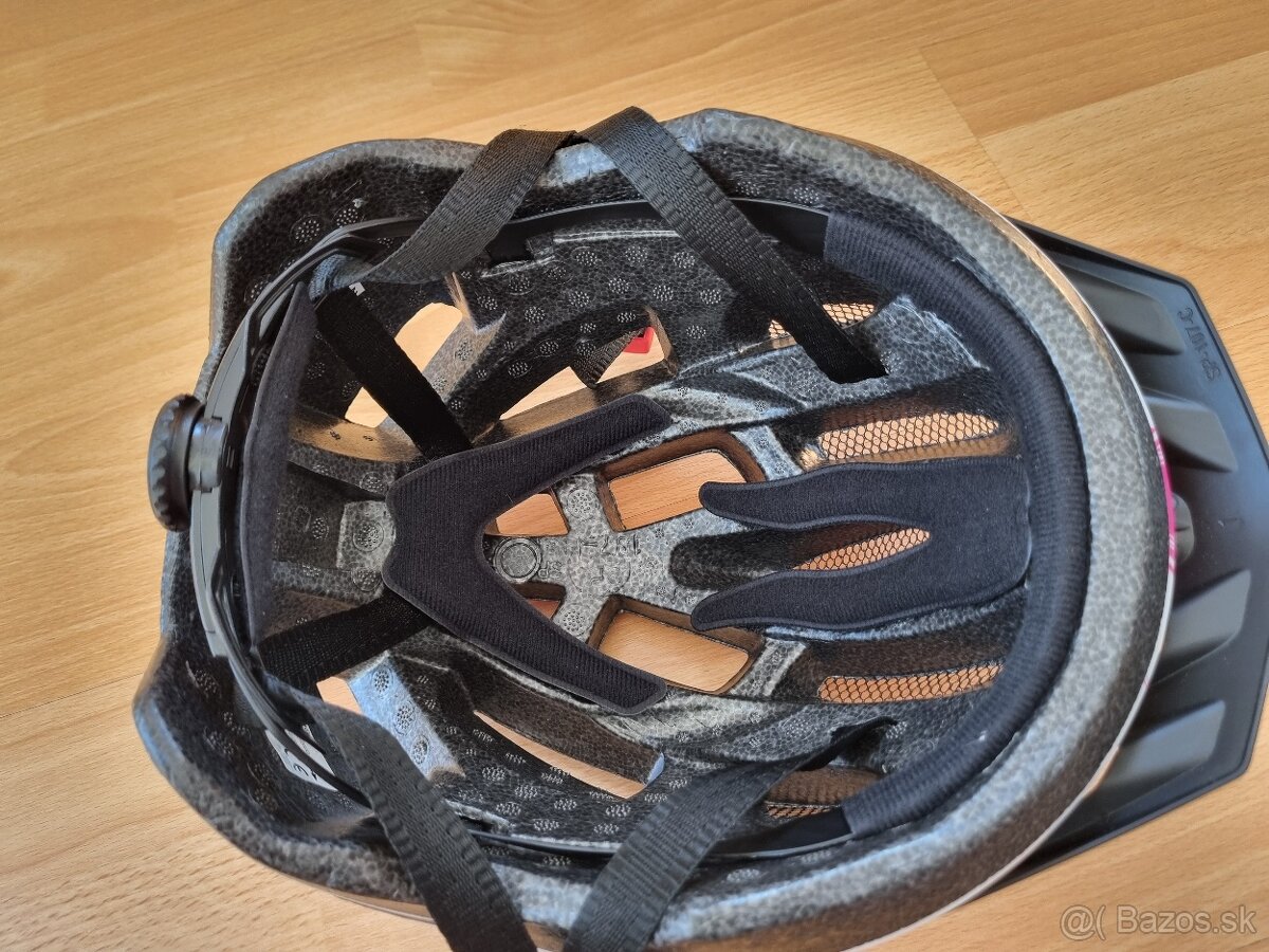 Dámska / dievčenská cyklistická prilba - nová - 4