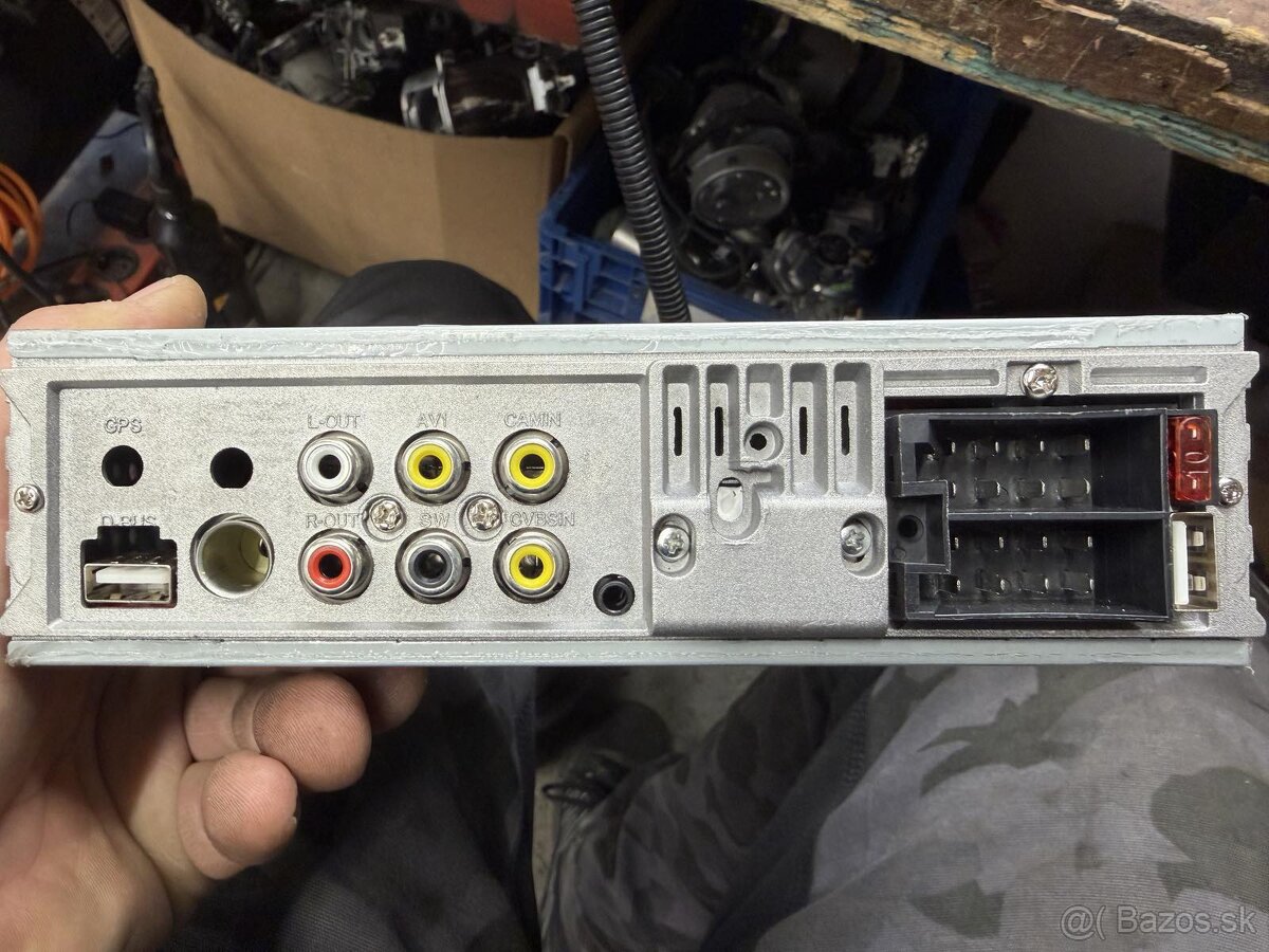1 din farebné LCD, USB, Micro SD, MP3, AUX,tuner atď. - 4