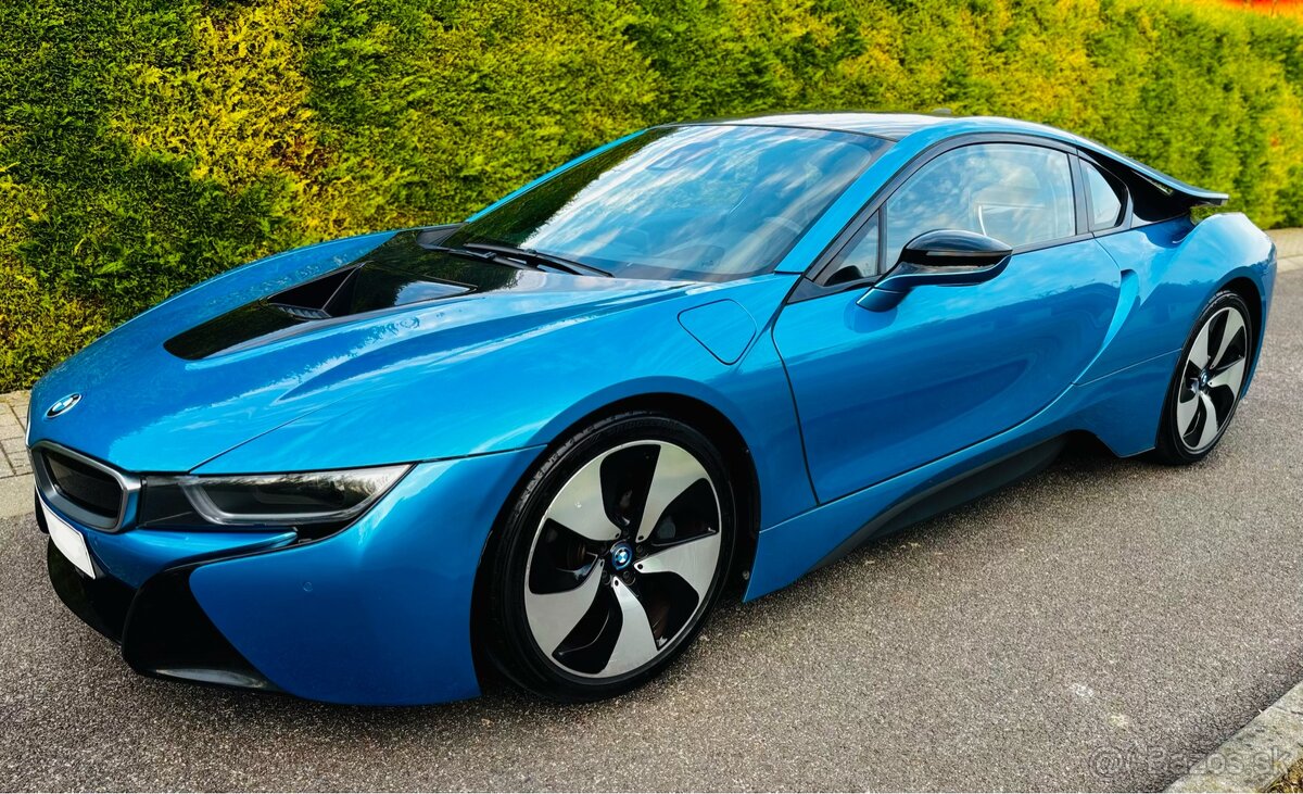 BMW i8 coupe - 4