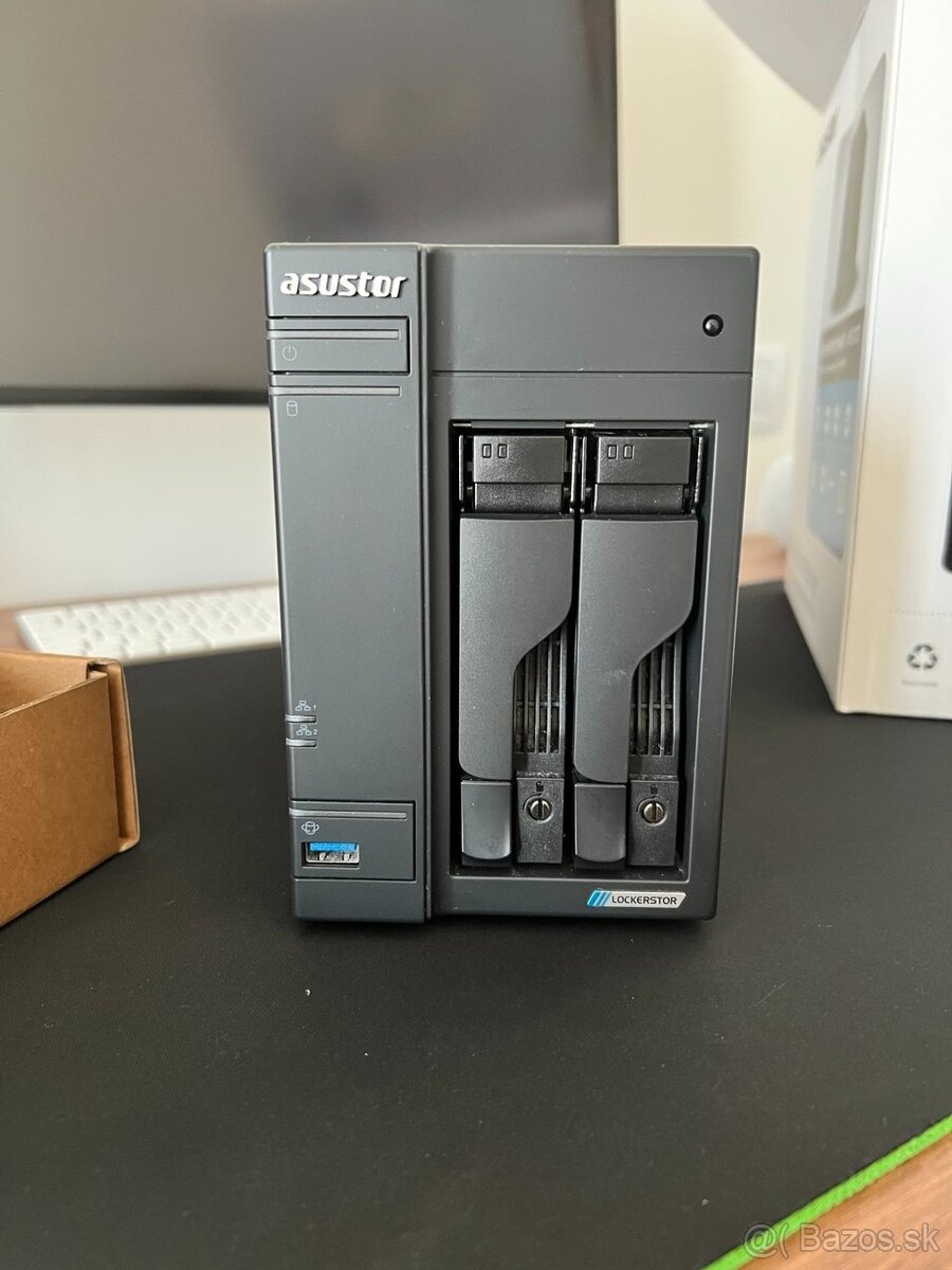 ASUSTOR - 4