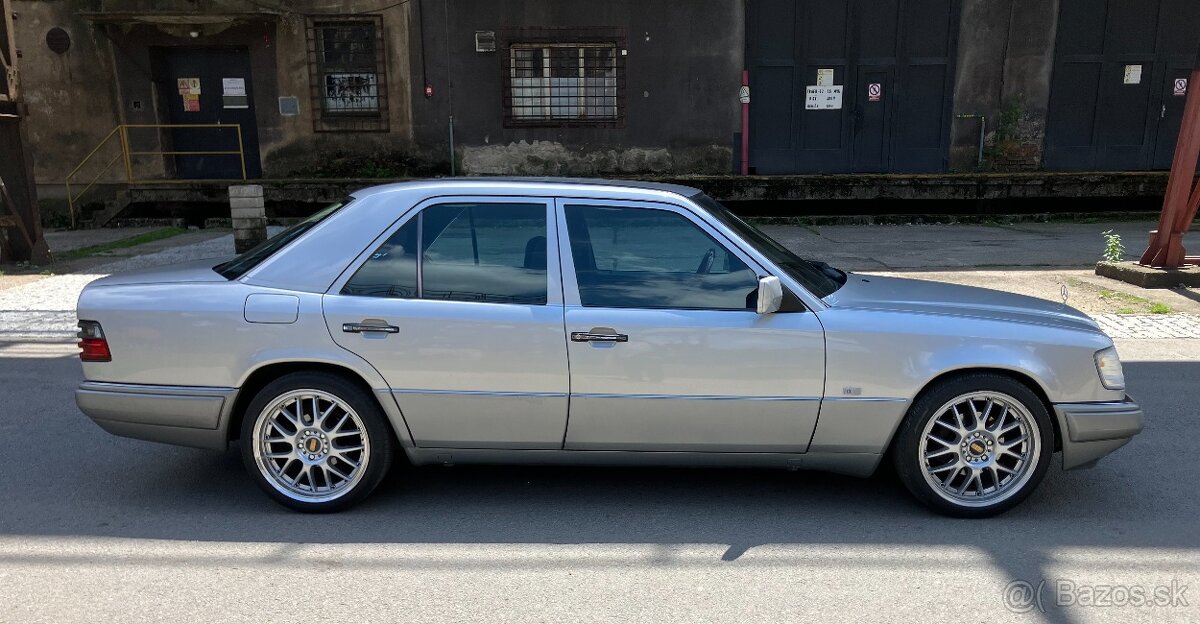 Mercedes Benz W124 E200 - 4