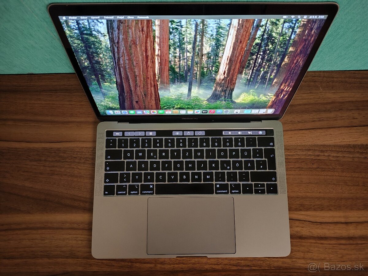 MacBook Pro 13.3 2020 | i5 • 8GB • 256GB SSD - 4