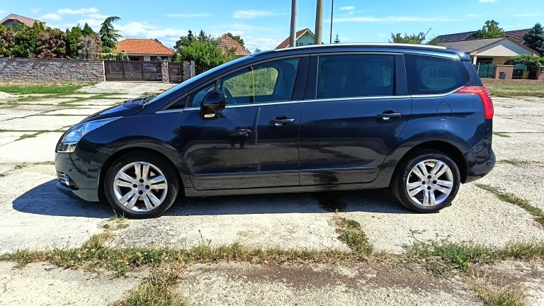 Peugeot 5008 2.0 HDi 110kW - 4