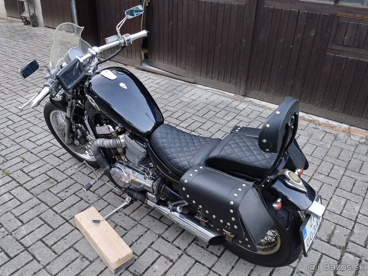 Suzuki Intruder VS 750 - 4