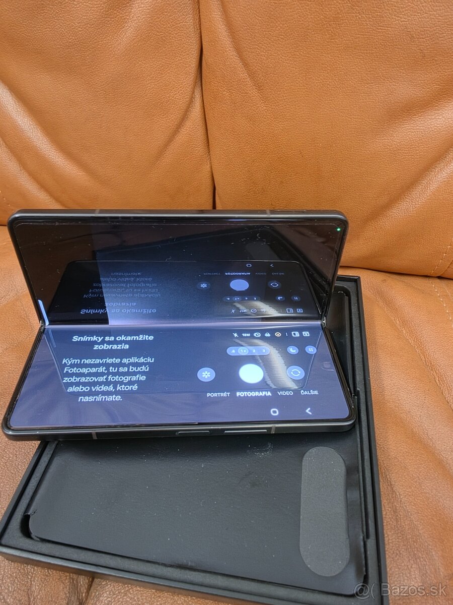 Predám Samsung Galaxy Fold 5 /512GB - 4
