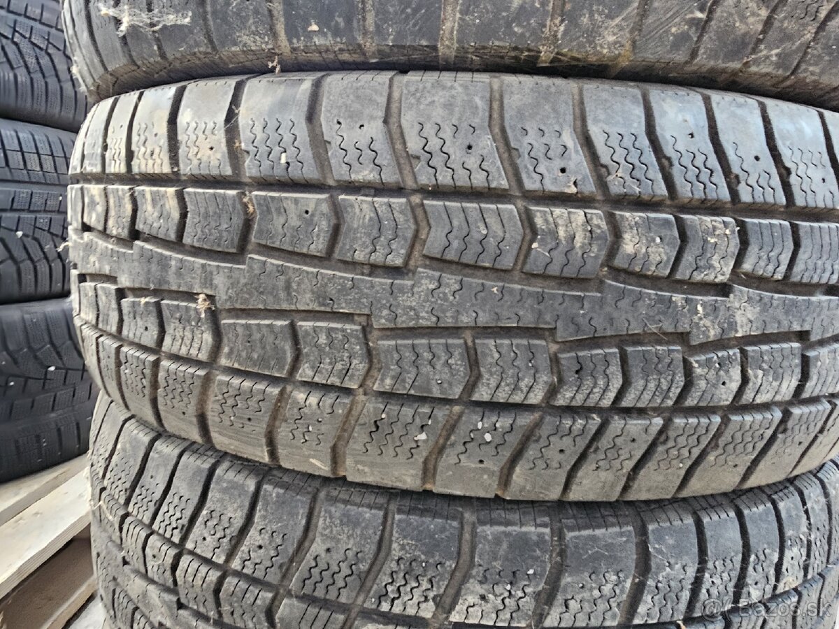 Cooper discover m+s2 3210 235/65 r17 4ks - 4