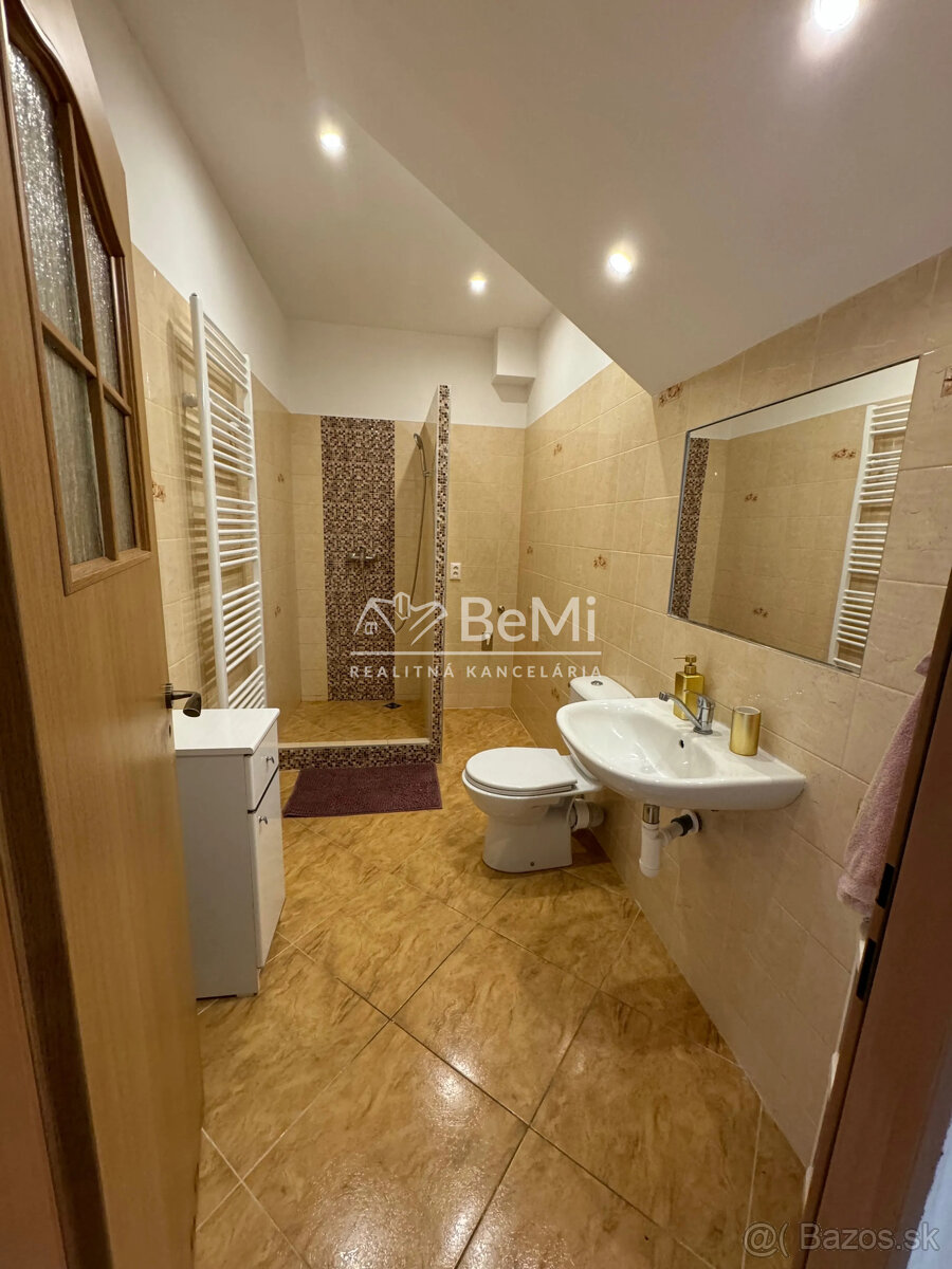 Polyfunkčný objekt v centre Galanty ID 008-12-NIBA - 4