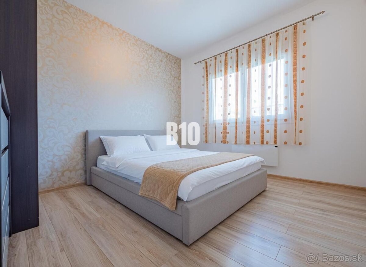 Rodinný dom v Meste na BÝVANIE alebo PODNIKANIE - 4