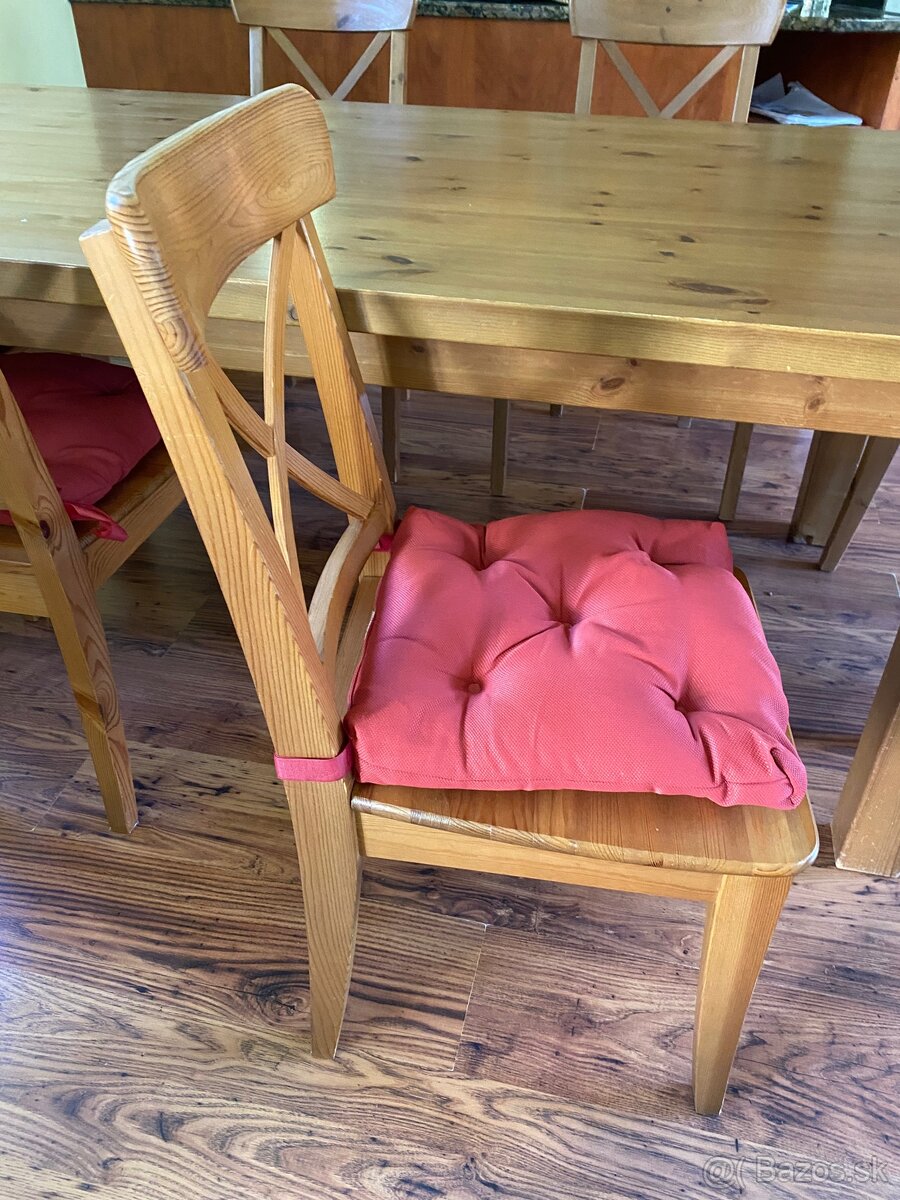 Masívny drevený stôl + 6 x stolička IKEA - 4