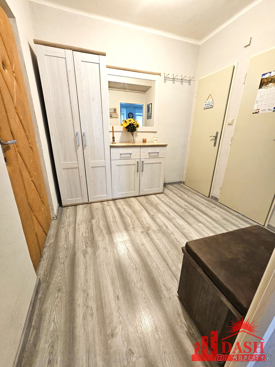 Na prenájom zariadený 2 izbový byt v centre, Trenčín, ul. 28 - 4