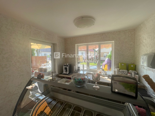 "Alibaba" výnosný obch. stánok v N.Šebastovej (F662-15-ANM - 4