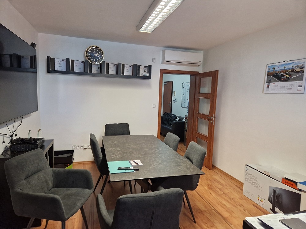 Prenájom kancelárii na pešej zóne - 4