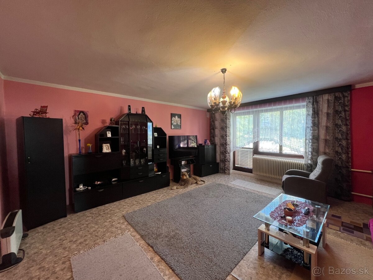 TRIOREALITY - 3-podlažný RD na prenájom - Čadca - 4