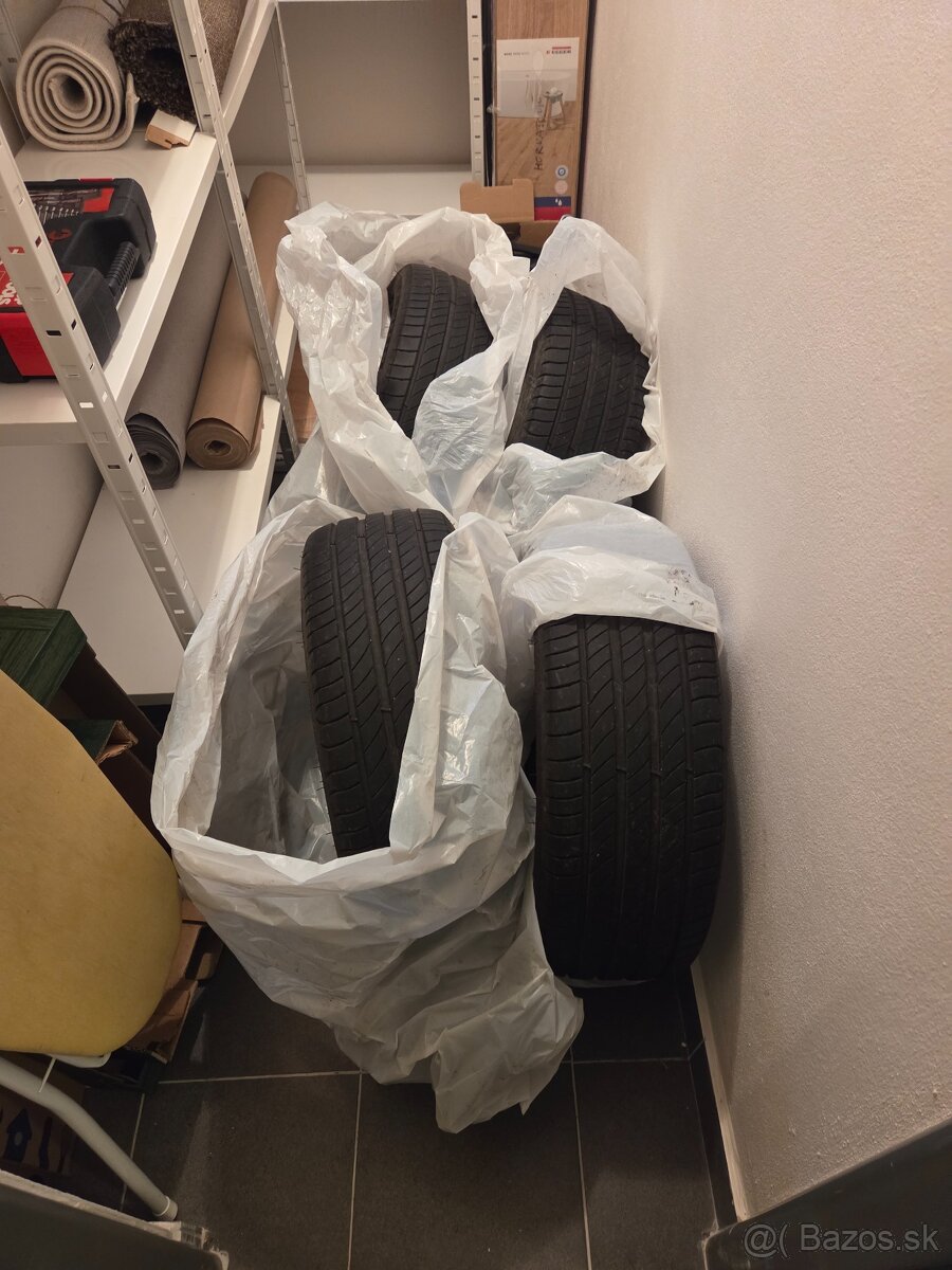 205 45 R17 letné Michelin - 4