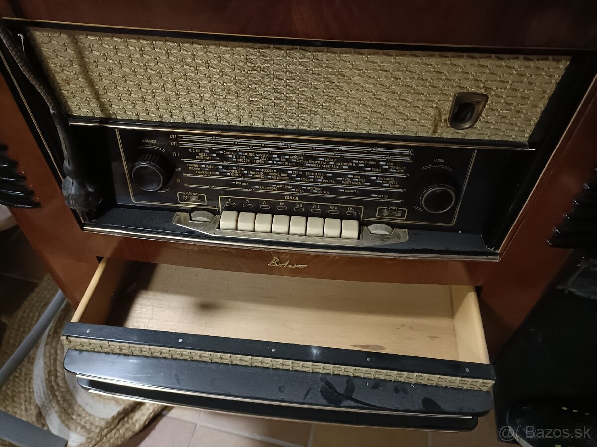 Tesla Bolero rádió gramoradio - 4