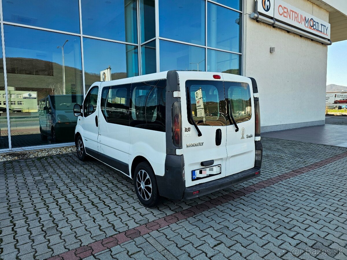 RENAULT TRAFIC 1.9DCI ●●●9 MIEST●●● - 4