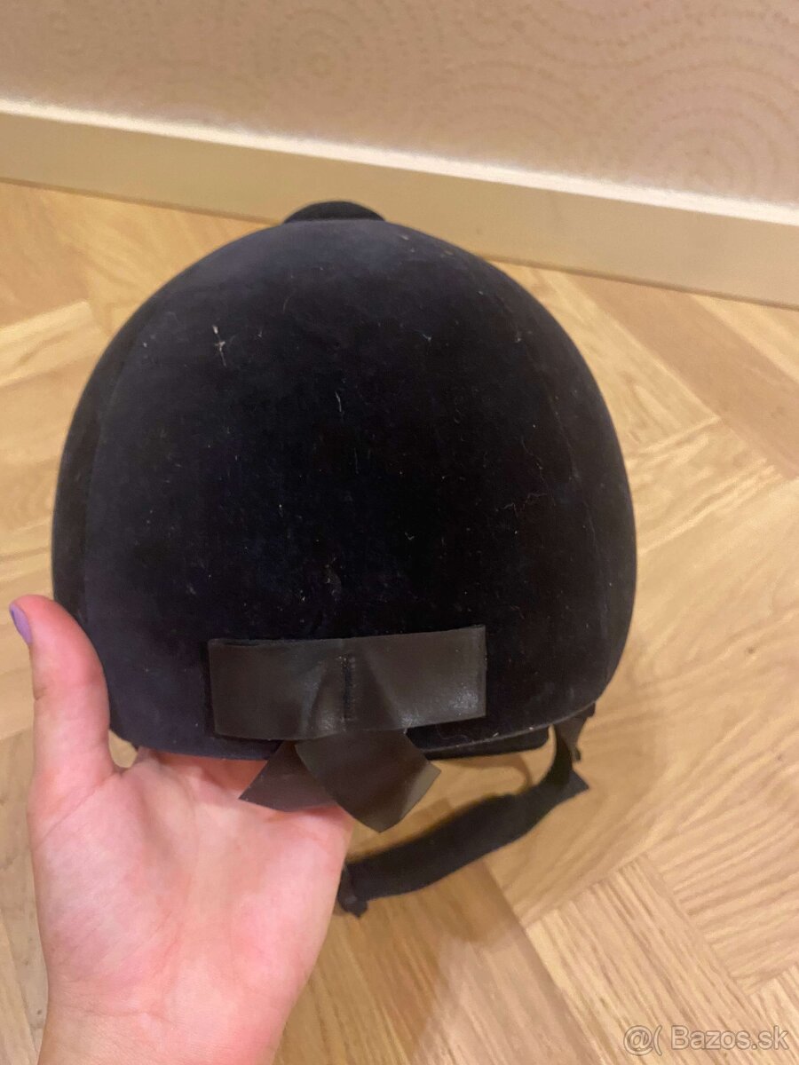 Jazdecka prilba na kone - 4