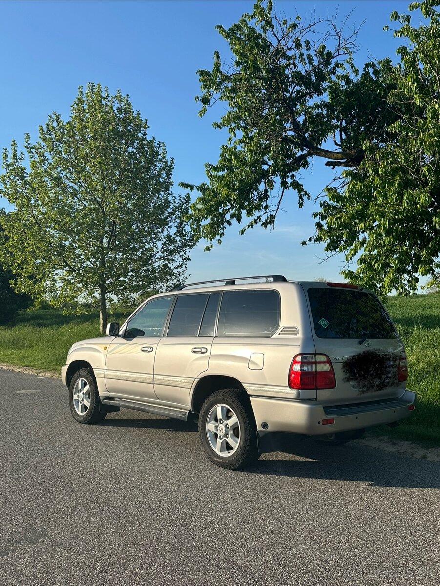 Predam Toyota Land Cruiser 100 V8 4,7