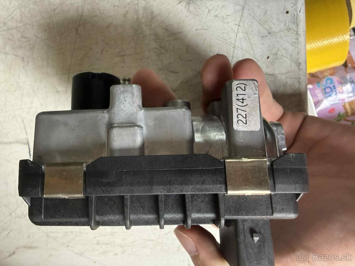 Mercedes Turbo aktuátor 2ks G-227, G277 - 4