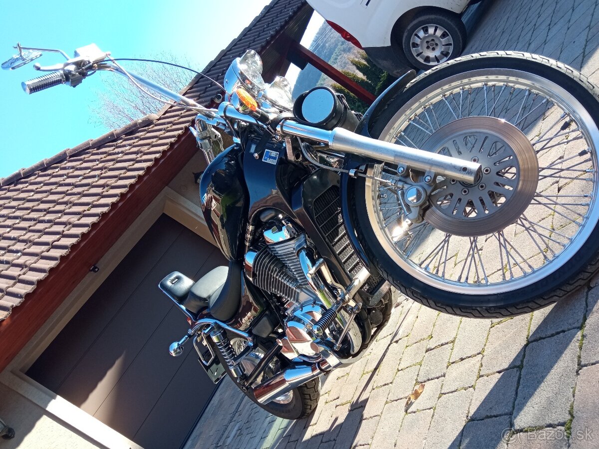 Suzuki Intruder VS800 GLP - 4