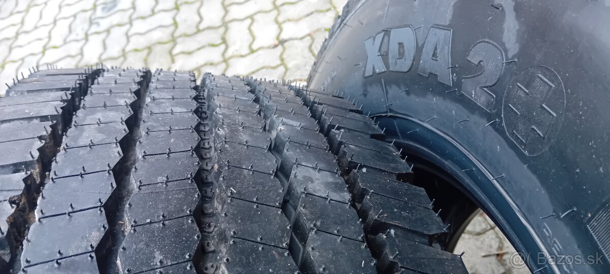 Pneu 315/70R22.5 - 4