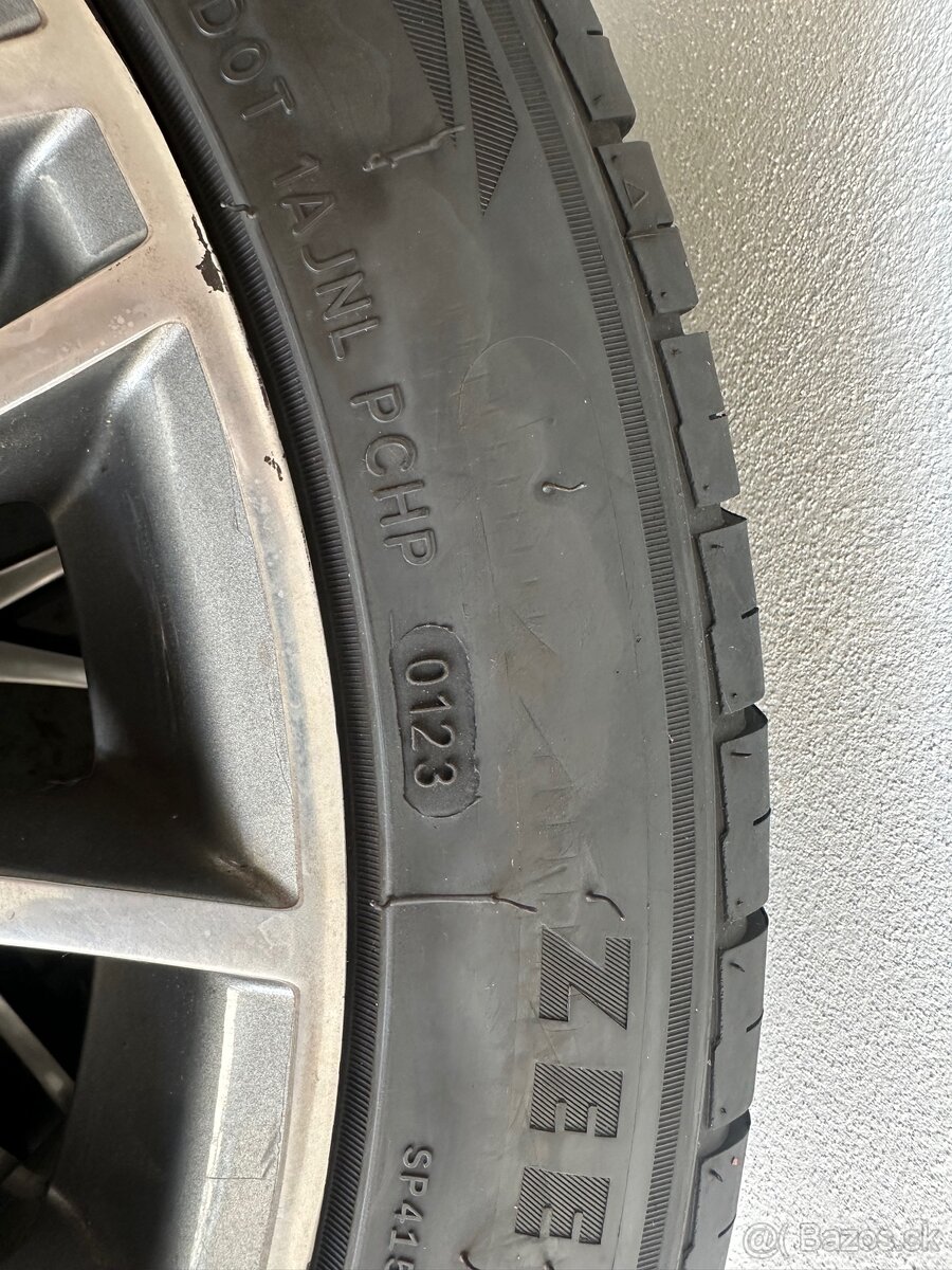 CMS R19 aj s pneu na BMW - 4