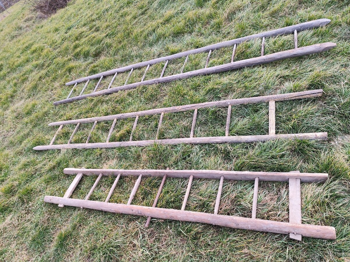 Starý drevený rebrík - 4